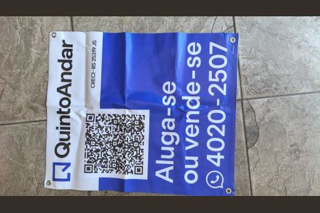 Casa à venda com 190m², 4 quartos e 2 vagas Casa à venda com 190m², 4 quartos e 2 vagasPlaca