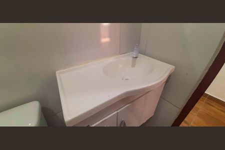 Apartamento para alugar com 73m², 2 quartos e sem vaga Apartamento para alugar com 73m², 2 quartos e sem vagaBanheiro Social