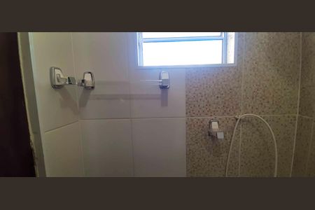 Apartamento para alugar com 73m², 2 quartos e sem vaga Apartamento para alugar com 73m², 2 quartos e sem vagaBanheiro da Suíte