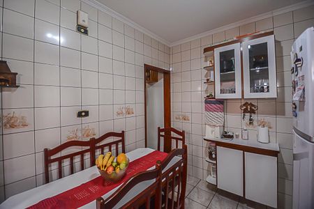 Casa à venda com 137m², 3 quartos e 2 vagas Casa à venda com 137m², 3 quartos e 2 vagasCozinha
