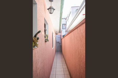 Casa à venda com 137m², 3 quartos e 2 vagas Casa à venda com 137m², 3 quartos e 2 vagasCorredor