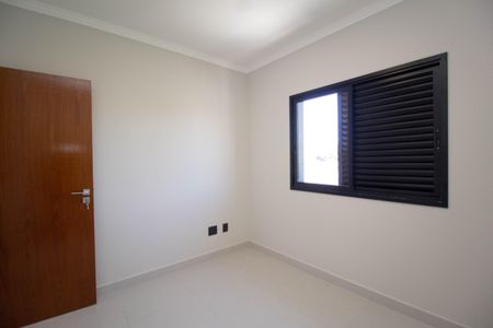 Casa à venda com 204m², 3 quartos e 4 vagas Casa à venda com 204m², 3 quartos e 4 vagasQuarto 3