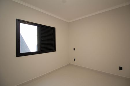 Casa à venda com 204m², 3 quartos e 4 vagas Casa à venda com 204m², 3 quartos e 4 vagasQuarto 2