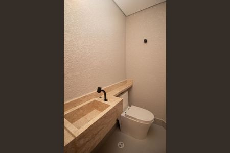 Casa à venda com 204m², 3 quartos e 4 vagas Casa à venda com 204m², 3 quartos e 4 vagasLavabo