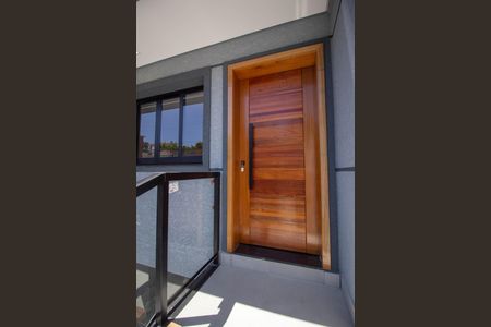 Casa à venda com 204m², 3 quartos e 4 vagas Casa à venda com 204m², 3 quartos e 4 vagasHall de entrada