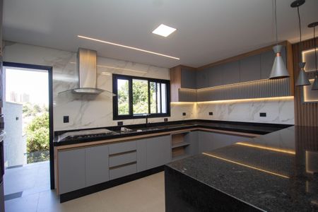 Casa à venda com 204m², 3 quartos e 4 vagas Casa à venda com 204m², 3 quartos e 4 vagasCozinha