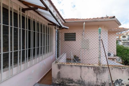 Casa à venda com 169m², 3 quartos e 1 vaga Casa à venda com 169m², 3 quartos e 1 vagaTerraço