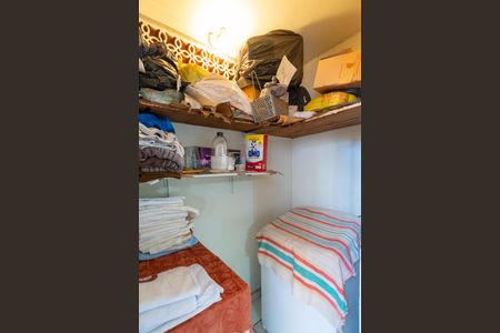 Casa à venda com 169m², 3 quartos e 1 vaga Casa à venda com 169m², 3 quartos e 1 vagaÁrea de Serviço