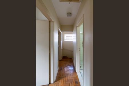 Casa à venda com 169m², 3 quartos e 1 vaga Casa à venda com 169m², 3 quartos e 1 vagaCorredor