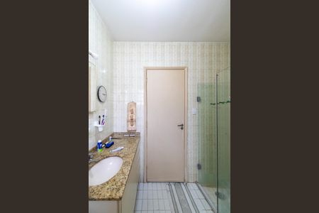 Casa à venda com 169m², 3 quartos e 1 vaga Casa à venda com 169m², 3 quartos e 1 vagaBanheiro Social