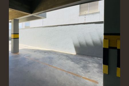 Garagem de apartamento para alugar com 3 quartos, 70m² em Palmares, Belo Horizonte