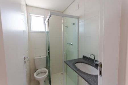 Apartamento para alugar com 54m², 2 quartos e 1 vaga Apartamento para alugar com 54m², 2 quartos e 1 vagaBanheiro