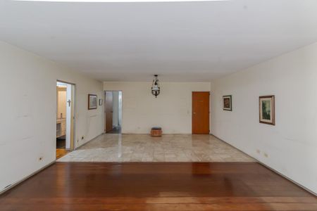 Sala de apartamento à venda com 3 quartos, 138m² em Itaim Bibi, São Paulo