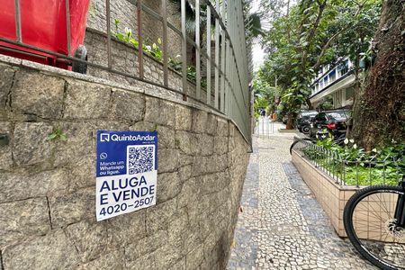 Apartamento à venda com 41m², 1 quarto e sem vaga Apartamento à venda com 41m², 1 quarto e sem vagaPlaquinha