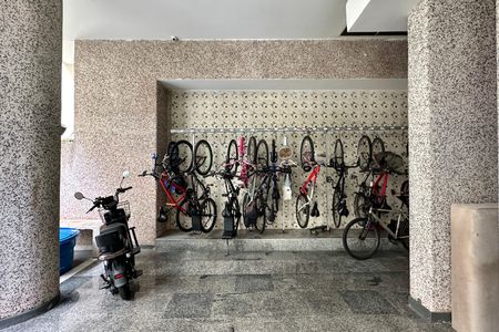 Apartamento à venda com 41m², 1 quarto e sem vaga Apartamento à venda com 41m², 1 quarto e sem vagaBicicletários