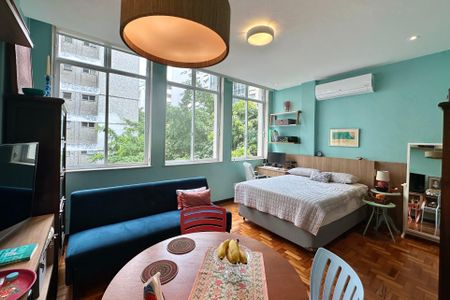 Sala/Quarto de apartamento à venda com 1 quarto, 41m² em Copacabana, Rio de Janeiro