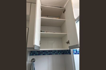 Banheiro  de apartamento para alugar com 2 quartos, 43m² em Cosmos, Rio de Janeiro