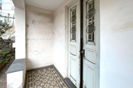 Casa à venda com 117m², 3 quartos e 1 vaga Casa à venda com 117m², 3 quartos e 1 vagaVaranda