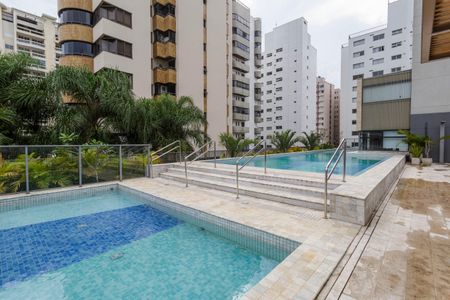 Apartamento para alugar com 75m², 2 quartos e 2 vagas Apartamento para alugar com 75m², 2 quartos e 2 vagasÁrea comum - Piscina