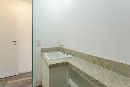 Apartamento para alugar com 75m², 2 quartos e 2 vagas Apartamento para alugar com 75m², 2 quartos e 2 vagasBanheiro da Suíte 2