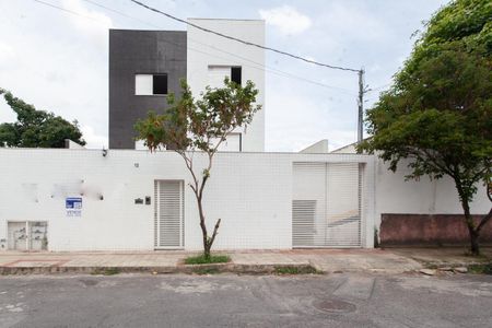 Apartamento à venda com 136m², 3 quartos e 1 vagaFachada