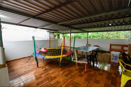 Casa à venda com 300m², 3 quartos e sem vagaTerraço