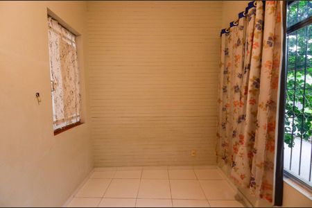 Casa à venda com 300m², 3 quartos e sem vagaQuarto 2