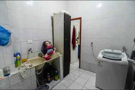 Casa à venda com 300m², 3 quartos e sem vagaÁrea de Serviço