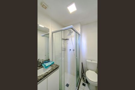 Banheiro de kitnet/studio para alugar com 1 quarto, 19m² em Brás, São Paulo