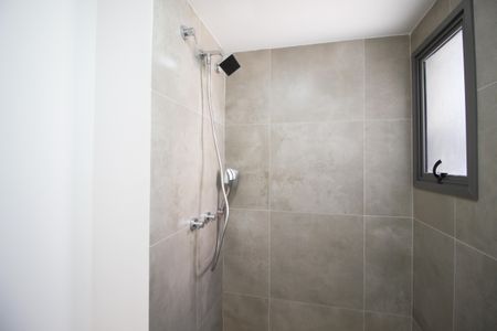 Apartamento para alugar com 75m², 2 quartos e 2 vagas Apartamento para alugar com 75m², 2 quartos e 2 vagasBanheiro da Suíte 1