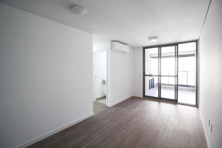 Apartamento para alugar com 75m², 2 quartos e 2 vagas Apartamento para alugar com 75m², 2 quartos e 2 vagasSala/Cozinha