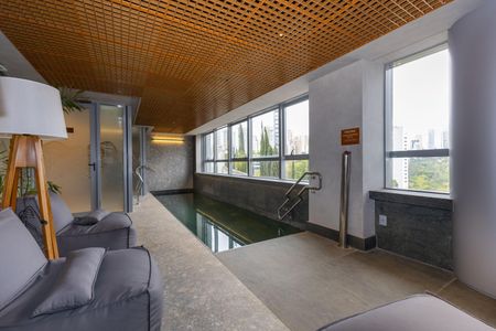 Apartamento à venda com 240m², 4 quartos e 4 vagas Apartamento à venda com 240m², 4 quartos e 4 vagasÁrea comum - Spa