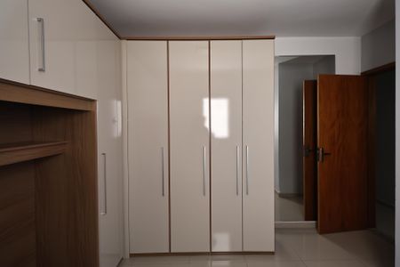 Quarto 1 de apartamento para alugar com 2 quartos, 55m² em Parque Oratório, Santo André