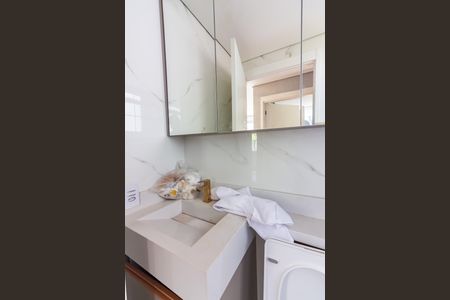 Apartamento à venda com 50m², 2 quartos e 1 vaga Apartamento à venda com 50m², 2 quartos e 1 vagaBanheiro