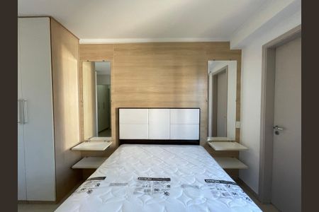 Suíte  de apartamento para alugar com 2 quartos, 98m² em Cidade São Francisco, São Paulo