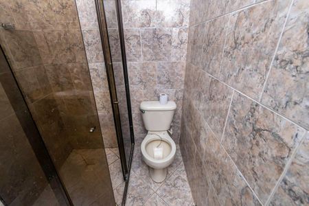 Apartamento para alugar com 5m², 2 quartos e sem vaga Apartamento para alugar com 5m², 2 quartos e sem vagaBanheiro Social