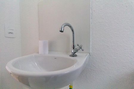 Apartamento para alugar com 42m², 2 quartos e sem vaga Apartamento para alugar com 42m², 2 quartos e sem vagaBanheiro