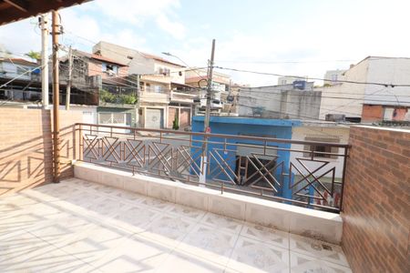 Casa à venda com 200m², 3 quartos e 2 vagasVaranda