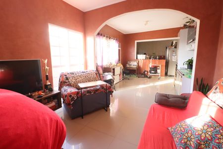 Sala de casa à venda com 3 quartos, 200m² em Umuarama, Osasco