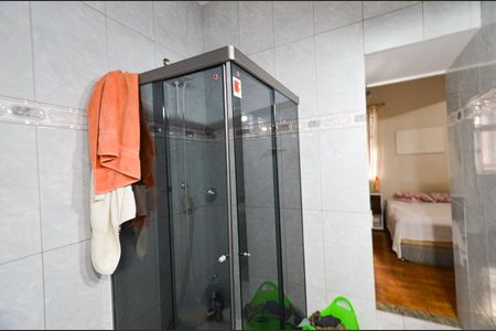 Apartamento à venda com 247m², 4 quartos e 2 vagas Apartamento à venda com 247m², 4 quartos e 2 vagasBanheiro Suite