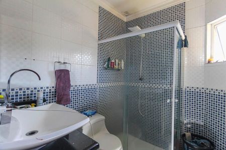 Casa à venda com 120m², 3 quartos e 3 vagasBanheiro da Suíte