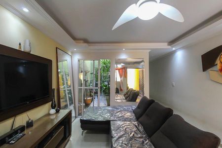 Casa à venda com 120m², 3 quartos e 3 vagasSala