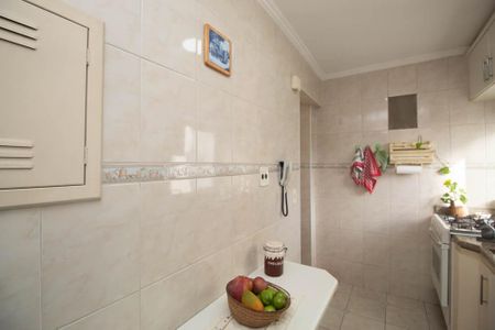 Apartamento para alugar com 100m², 2 quartos e 1 vaga Apartamento para alugar com 100m², 2 quartos e 1 vagaCozinha - Armários