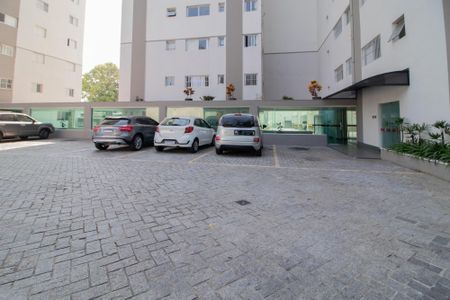 Apartamento para alugar com 100m², 2 quartos e 1 vaga Apartamento para alugar com 100m², 2 quartos e 1 vagaGaragem