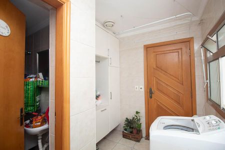 Apartamento para alugar com 100m², 2 quartos e 1 vaga Apartamento para alugar com 100m², 2 quartos e 1 vagaÁrea de Serviço / Banheiro 2
