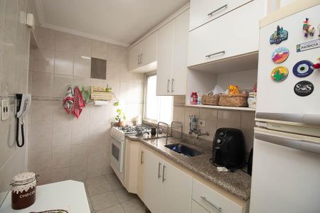 Apartamento para alugar com 100m², 2 quartos e 1 vaga Apartamento para alugar com 100m², 2 quartos e 1 vagaCozinha - Armários