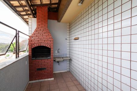 Apartamento à venda com 240m², 4 quartos e 4 vagasCobertura