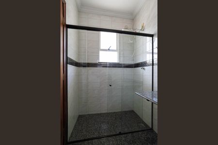 Apartamento à venda com 240m², 4 quartos e 4 vagasCobertura - Banheiro da suíte 2