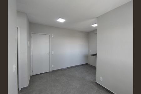 Apartamento para alugar com 38m², 2 quartos e sem vaga Apartamento para alugar com 38m², 2 quartos e sem vagaSala