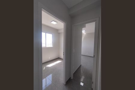 Apartamento para alugar com 38m², 2 quartos e sem vaga Apartamento para alugar com 38m², 2 quartos e sem vagaCorredor